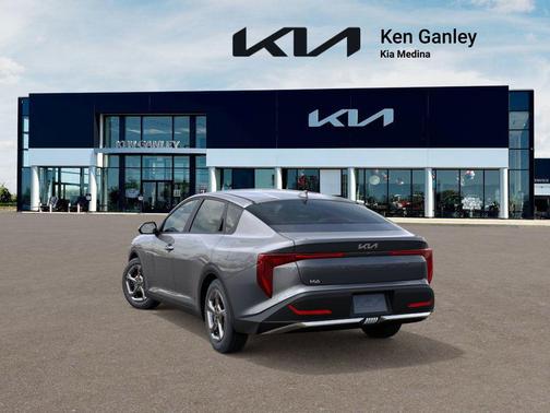 2026 Kia K4 