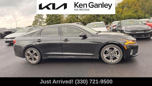 2022 Kia K5 EX