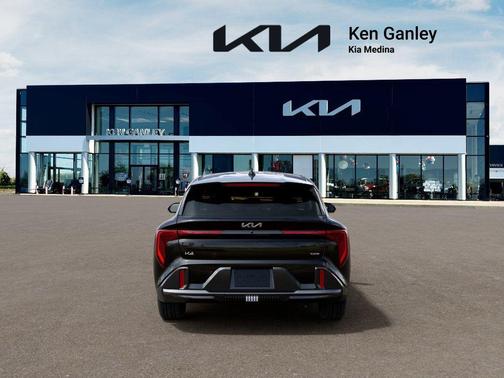 AURORABLACKPEAR 2026 Kia K4 GT-LINE