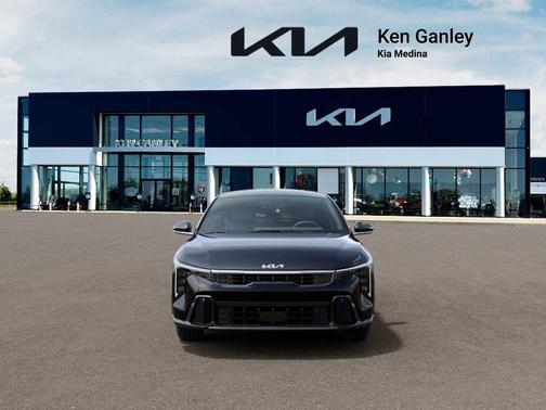 AURORABLACKPEAR 2026 Kia K4 GT-LINE