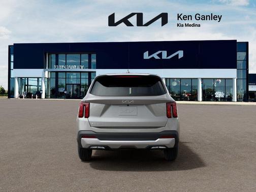 Ivory Silver 2026 Kia Sorento LX