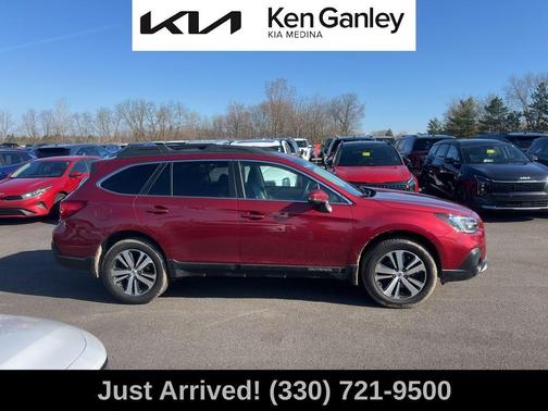 Crimson Red Pearl 2018 Subaru Outback 3.6R Limited