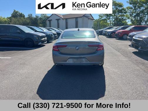 Pepperdust Metallic 2017 Buick LaCrosse Essence