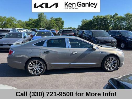 Pepperdust Metallic 2017 Buick LaCrosse Essence