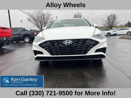 2022 Hyundai SONATA SEL