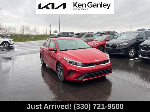 Currant Red 2023 Kia Forte LXS