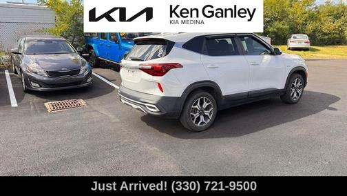 2022 Kia Seltos EX