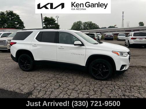 2021 Chevrolet Traverse LT Cloth