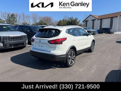 2017 Nissan Rogue Sport SL