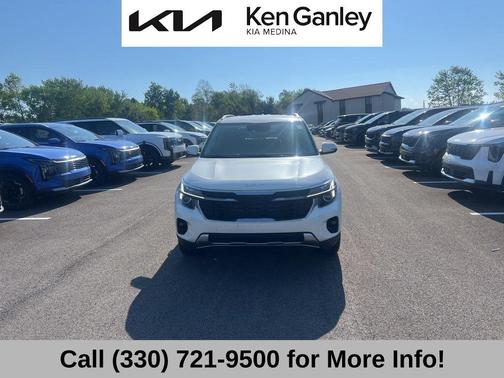 Snow White Pearl 2024 Kia Seltos S
