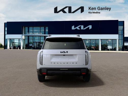 Glacial White Pearl 2027 Kia Telluride SX