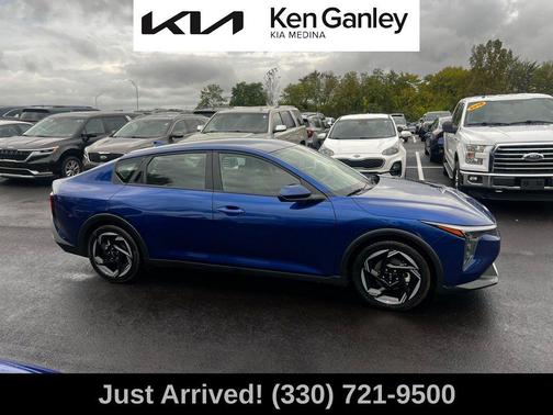 2025 Kia K4 EX