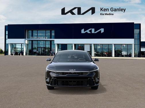2025 Kia K4 GT-Line Turbo