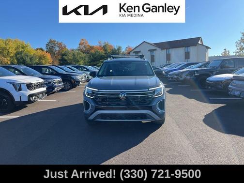 2024 Volkswagen Atlas 2.0T Peak Edition SE w/Technology