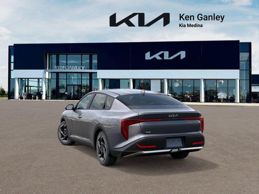 2025 Kia K4 EX