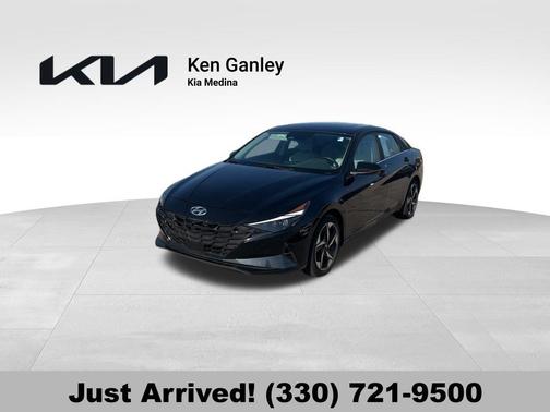 2023 Hyundai ELANTRA Limited