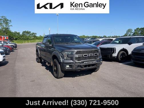 Magnetic Metallic 2016 Ford F-150 XLT
