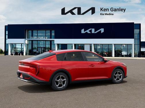 Currant Red 2026 Kia K4 LXS