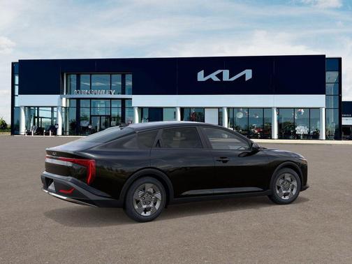 2026 Kia K4 LX