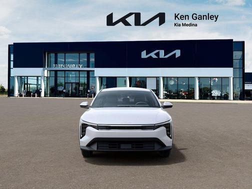 Snow White Pearl 2026 Kia K4 LXS