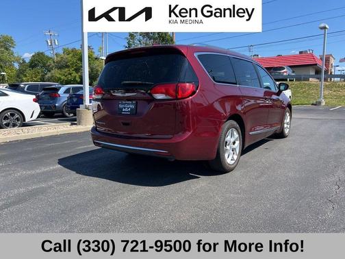 2018 Chrysler Pacifica Touring-L Plus