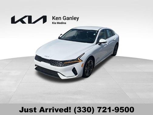 2022 Kia K5 LXS