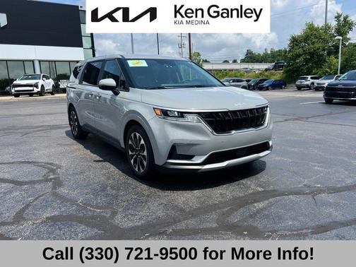 Snow White Pearl 2024 Kia Carnival EX