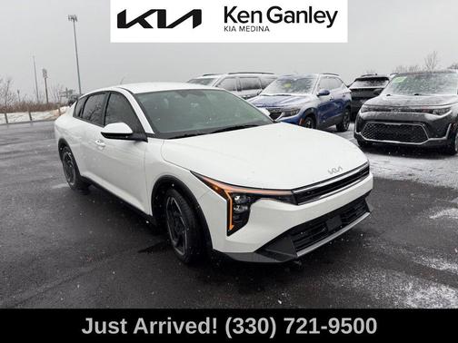 2025 Kia K4 EX
