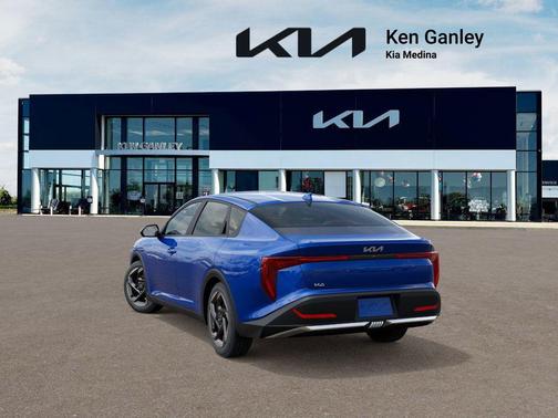 2026 Kia K4 EX