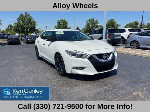 White 2017 Nissan Maxima 3.5 SR