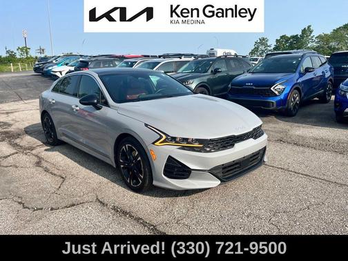 2022 Kia K5 GT-Line