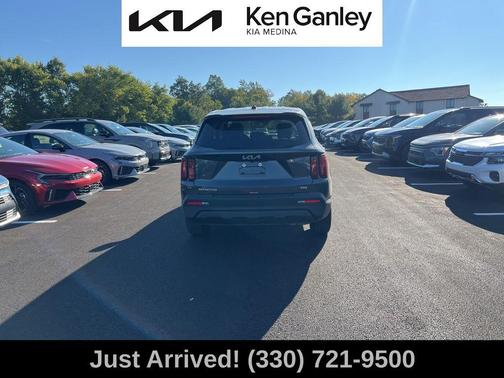 2023 Kia Sorento LX