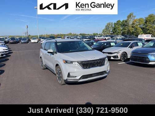 2024 Kia Carnival EX