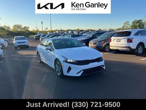 2024 Kia K5 EX