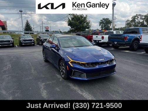 2025 Kia K5 EX