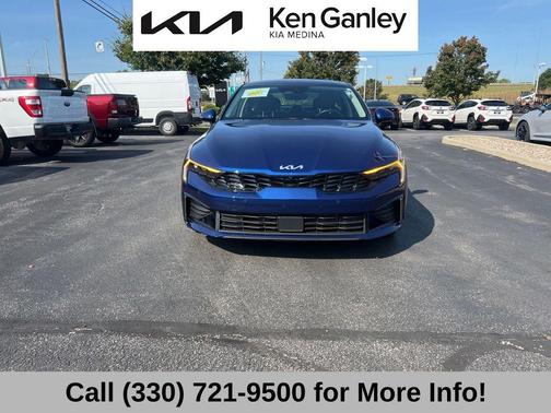 2025 Kia K5 EX