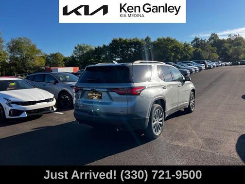 2023 Chevrolet Traverse RS