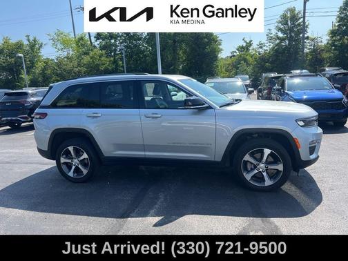 2023 Jeep Grand Cherokee 4xe Base