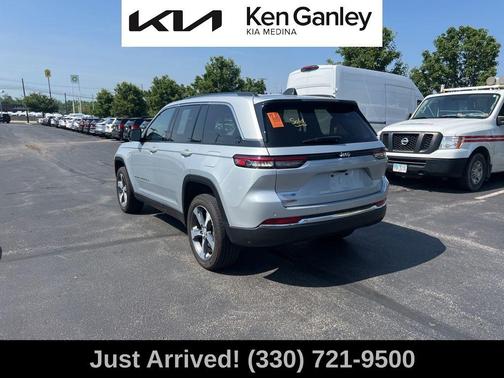 2023 Jeep Grand Cherokee 4xe Base