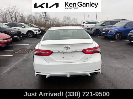 2018 Toyota Camry SE