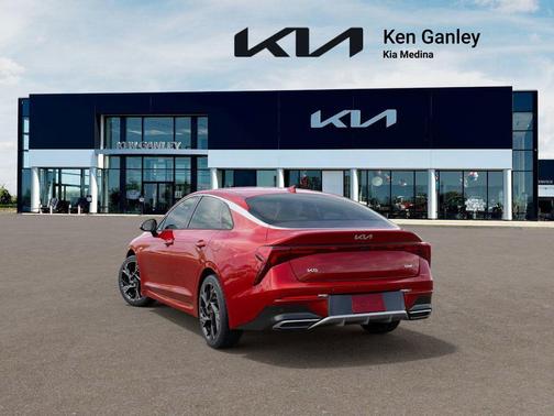 2025 Kia K5 GT-Line