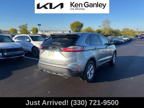 2020 Ford Edge SE