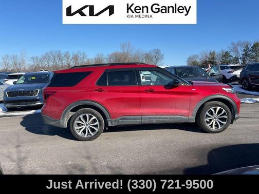 2022 Ford Explorer ST-Line
