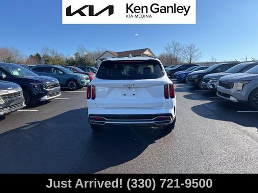 2023 Kia Sorento S
