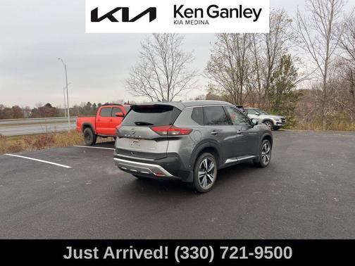 2023 Nissan Rogue Platinum