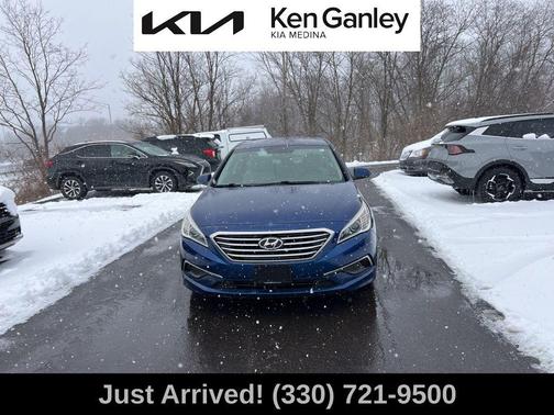 2017 Hyundai SONATA SE