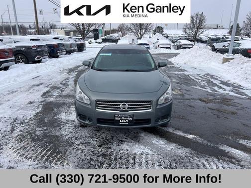 2010 Nissan Maxima SV