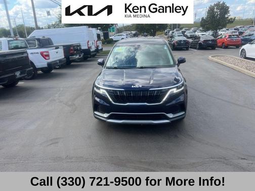 2024 Kia Carnival LX