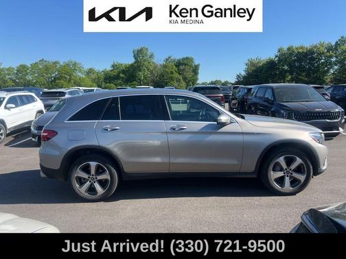 Polar White 2019 Mercedes-Benz GLC 300 Base 4MATIC