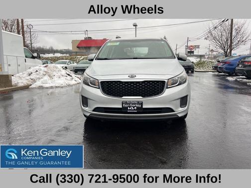 2017 Kia Sedona L